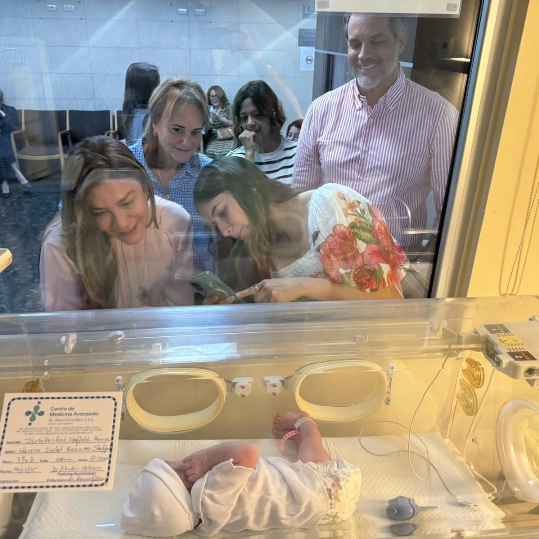 Carolina Mejía anuncia con alegría que ya es abuela Carolina Mejía anuncia con alegría que ya es abuela