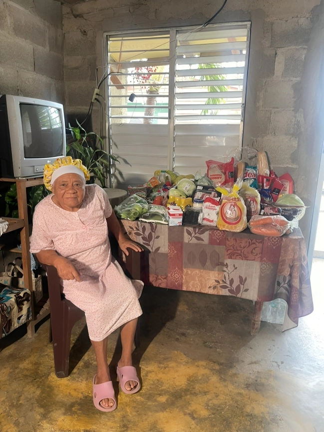 Doña en precaria situación económica recibe beneficio 5