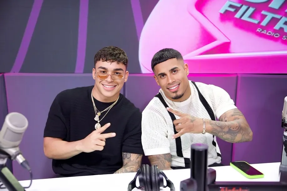 Michael Flores y Jlexis