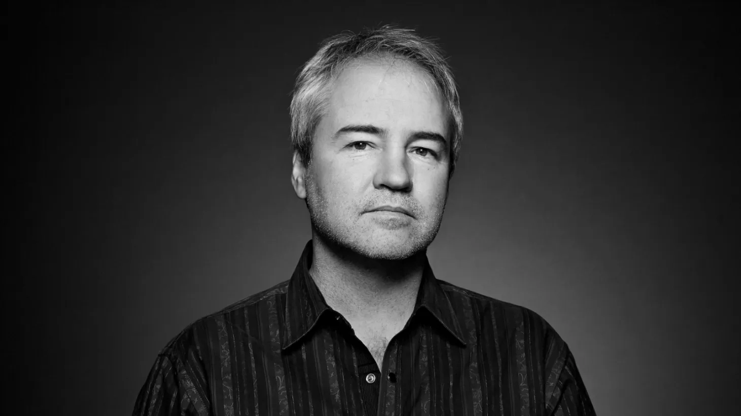 Vince Zampella blanco y negro