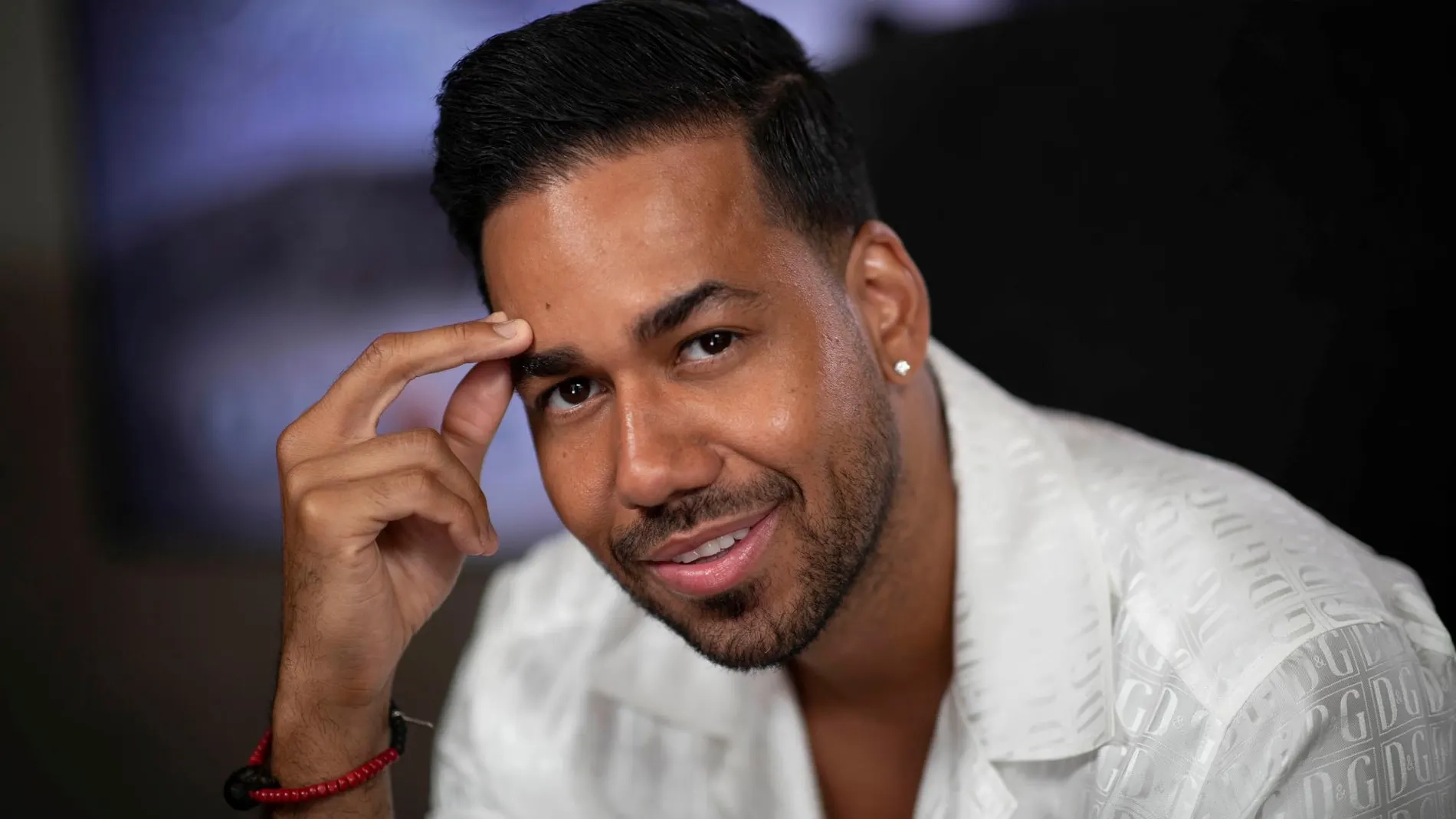 cantante romeo santos