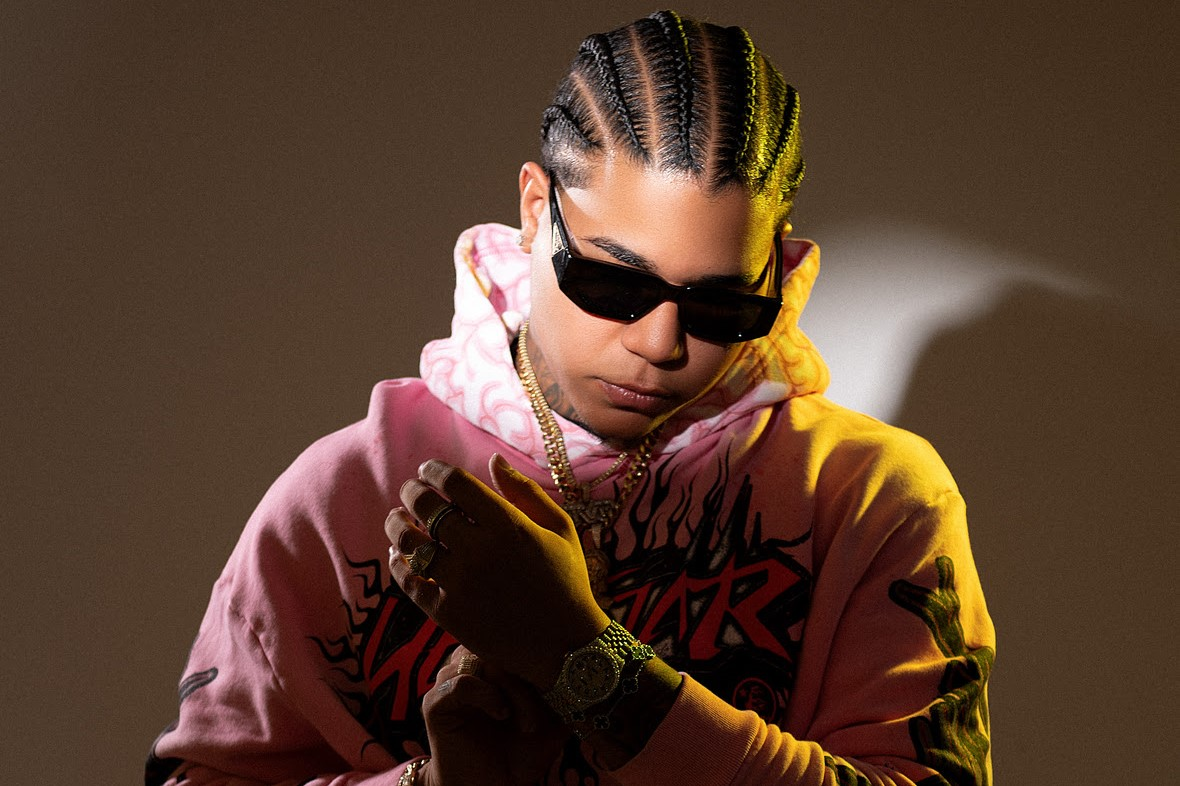 cantante urbano donaty