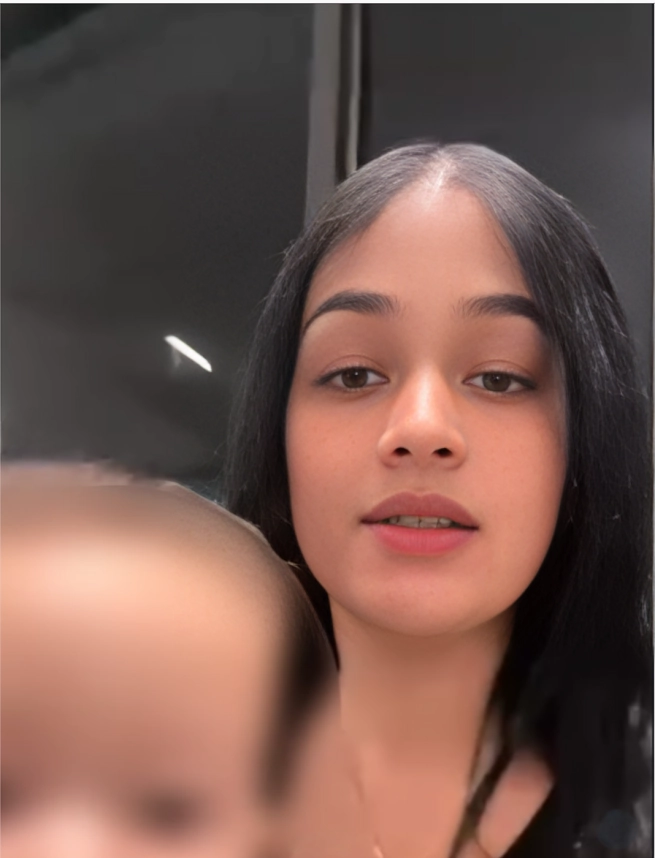 dominicana y su hijo