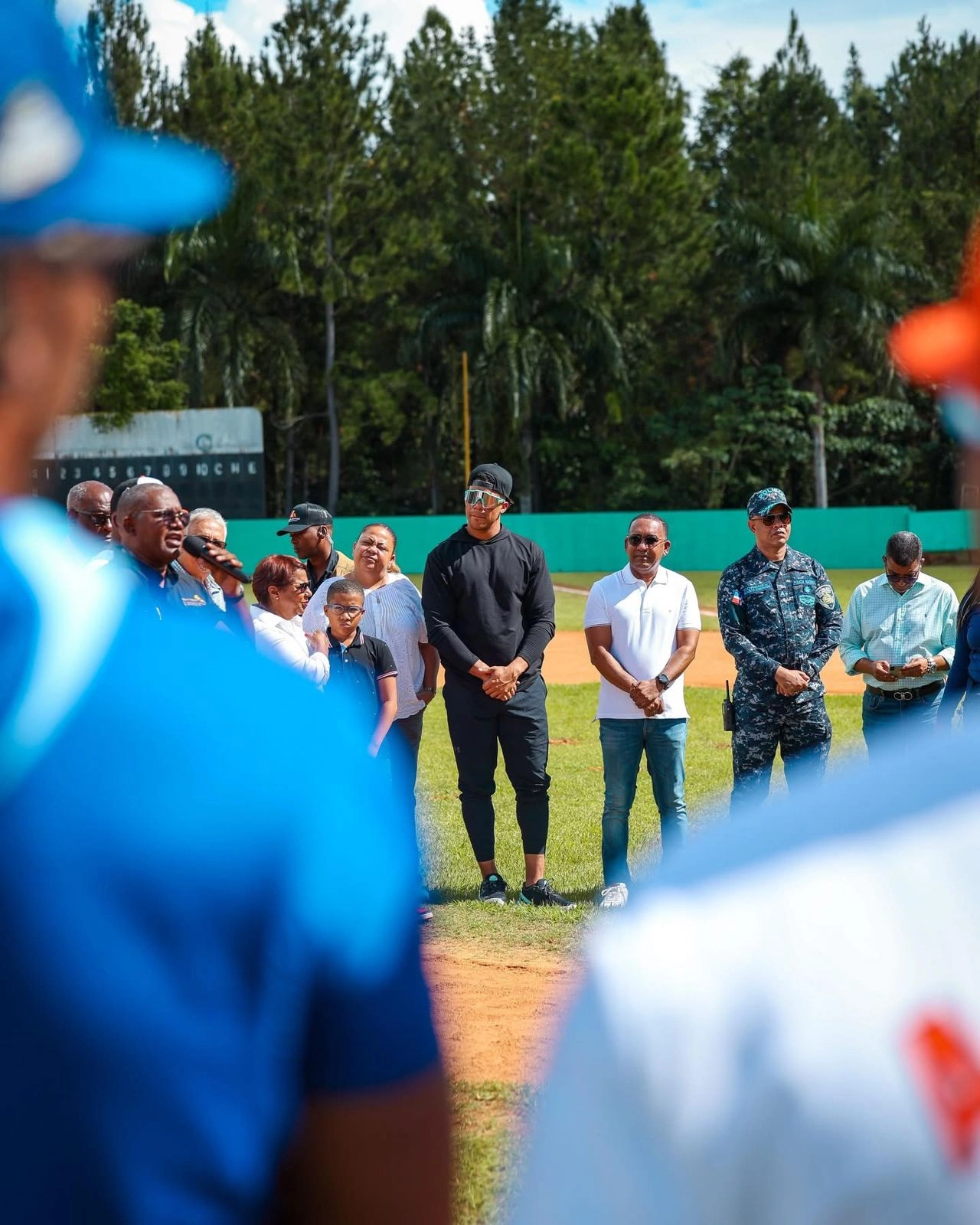 juan soto y jovenes en monte plata