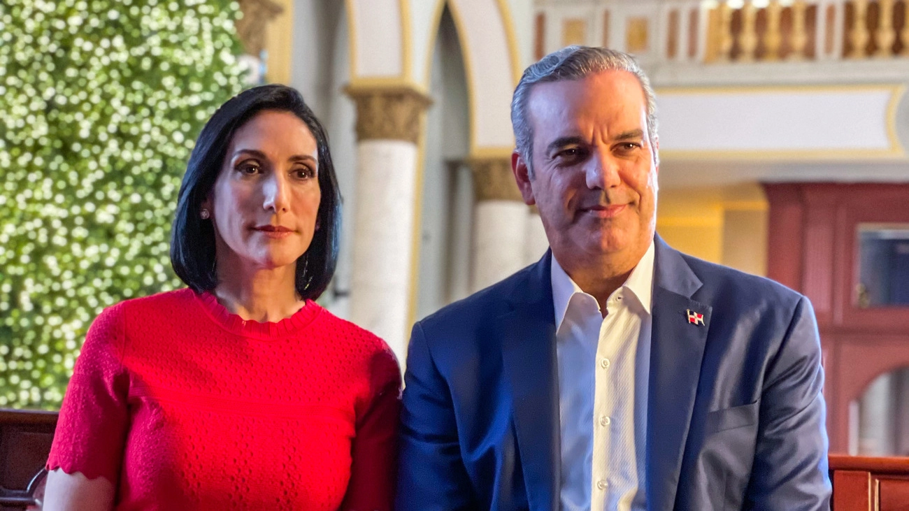 luis abinader y su esposa la primera dama